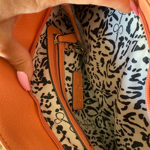 Beautiful brand new Jessica Simpson coral bag - Picture 4 of 8